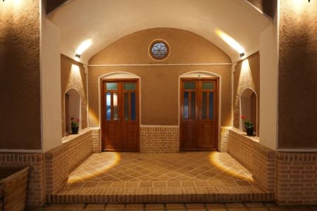 بومگردی در ابوزیدآباد - محمدآباد - اتاق ۶