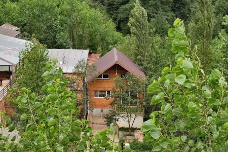 اجاره کلبه چوبی با جکوزی در بابلکنار - تیرکن
