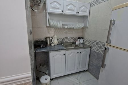 سوئیت در دیرستان قشم