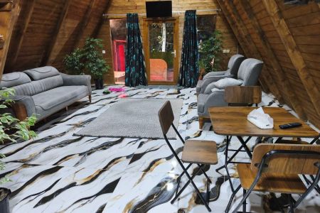 کلبه سوئیسی در لفور - امامکلا