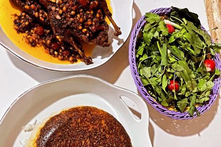 رزرو کلبه سوئیسی نزدیک جنگل در ایزدشهر