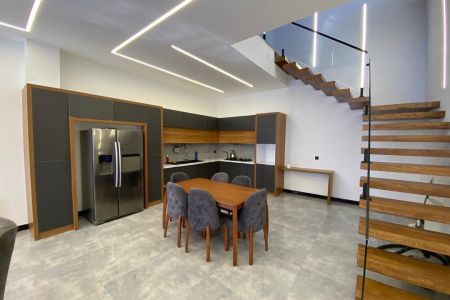 ویلا تریپلکس استخردار در متل قو - سی سرا