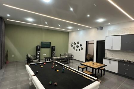 اجاره ویلا استخردار در چهارباغ - زکی آباد