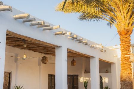 رزرو بوم گردی در قشم - دهخدا - لوز