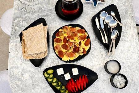 رزرو بوم گردی در سهیلی قشم - اتاق vip