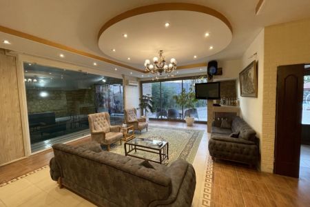 ویلا دو طبقه استخردار در شاندیز