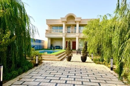 ویلا استخردار در چهارباغ - زعفرانیه