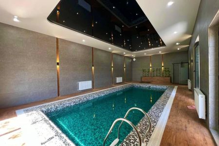 ویلای استخردار در عرب آباد چهارباغ - سورنا