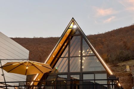 استئجار كوخ سويسري في منطقة كجور