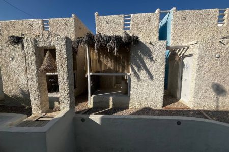 بومگردی ساحلی در قشم - نقاشه - اتاق ۴