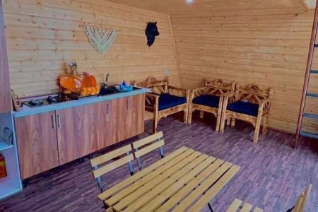 کلبه سوئیسی در سرخرود - عزت آباد