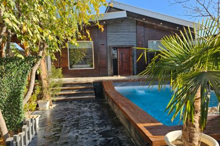 ویلا با استخر آبگرم در نظرآباد - تنکمان