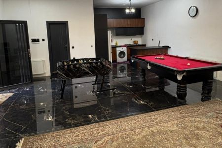 ویلا استخردار در چهارباغ - عرب آباد خسروی