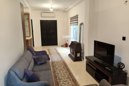 خانه حیاط دار در تاج الدین کلا نوشهر - ط اول