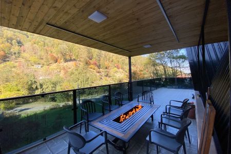 کلبه با طراحی خاص در شاندرمن - طالب دره