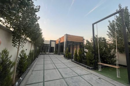ویلا استخردار در چهارباغ - عرب آباد افشار