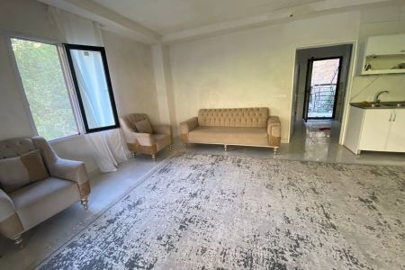 خانه با بالکن دلباز در پاوه روستای داریان