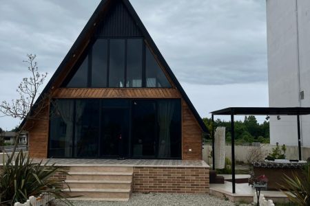 کلبه سوئیسی جکوزی دار در متل قو - سی سرا