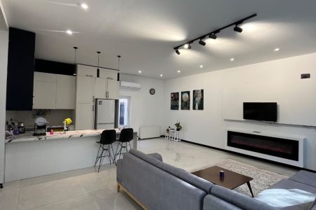 ویلا استخردار در ساوجبلاغ - عباس آباد بزرگ