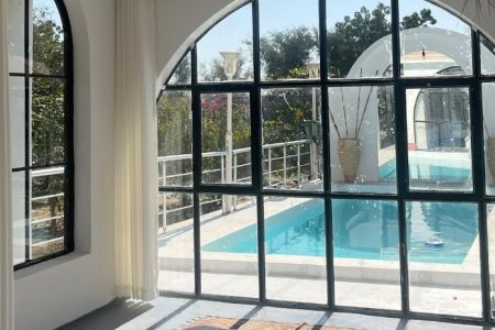 ویلا استخردار با معماری خاص در قشم - رمکان