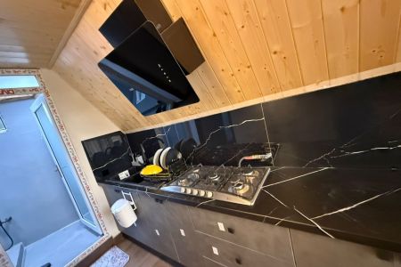 کلبه سوئیسی جکوزی دار در چالوس