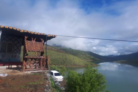 خانه ویلایی رو به دریاچه در سنندج - زونج