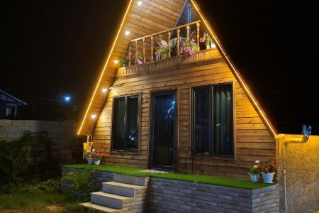 کلبه سوئیسی در شاندرمن - نیلاش