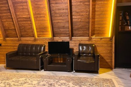 کلبه سوئیسی با جکوزی در بابلکنار - گونه کلا