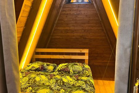 کلبه سوئیسی با جکوزی در بابلکنار - گونه کلا