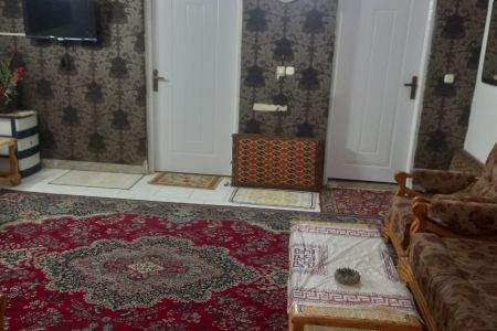 سوئیت مبله نزدیک استخر لاهیجان - همکف
