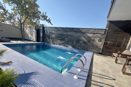 ویلا استخردار در چهارباغ - ابراهیم آباد