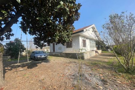 خانه ویلایی صومعه سرا - کتمجان