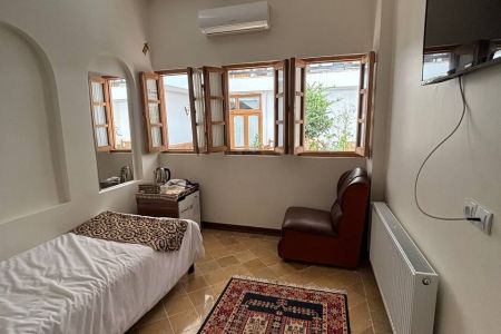 بوتیک هتل نزدیک نقش جهان - یک تخته استاندارد