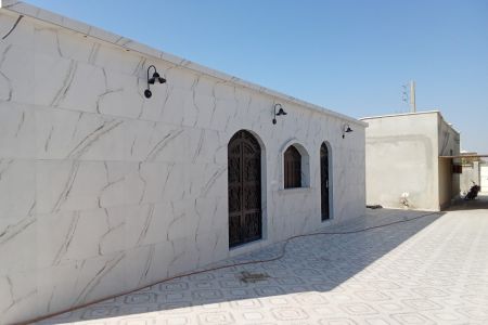 سوئیت در قشم - دیرستان