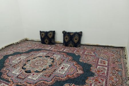 سوئیت در قشم - دیرستان