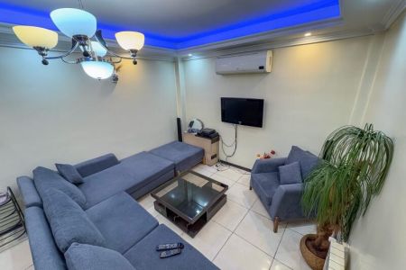 سوئیت در تهران - بلوار کاوه - ط ۴