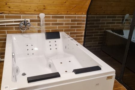 کلبه سوئیسی جکوزی دار در شیرود - همت آباد