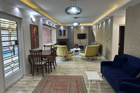 ویلا استخردار در چهارباغ - لشگرآباد