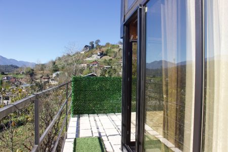 کلبه در لفور - کالی کلا