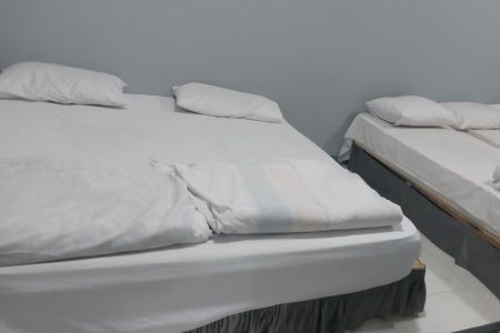 اتاق در میدان ولایت قشم - واحد چهار تخته