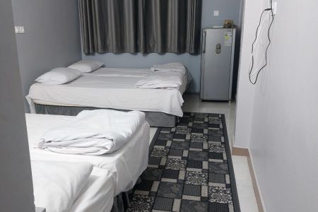 اتاق در میدان ولایت قشم - واحد چهار تخته