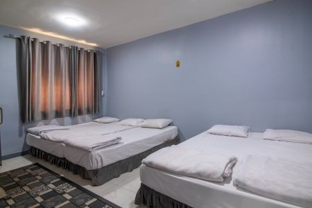 اتاق در میدان ولایت قشم - ۵ تخته vip