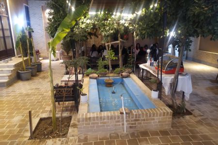 بومگردی نزدیک آتشکده زرتشتیان - سردابخانه