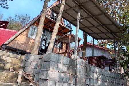 کلبه سوئیسی در جاده سیاهکل به دیلمان - کاشکی