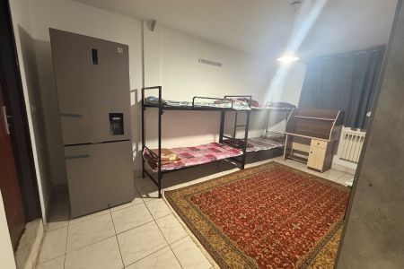 رزرو تخت در هاستل بانوان - شیراز
