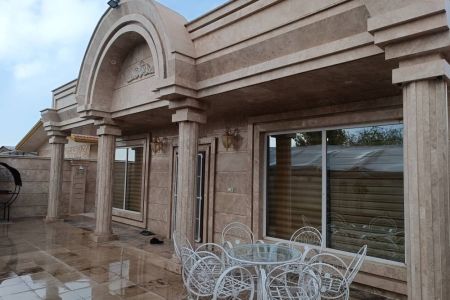 ویلا استخردار در چهارباغ - اوغلان تپه