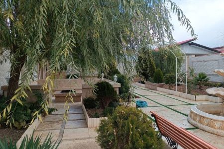 ویلا استخردار در چهارباغ - اوغلان تپه