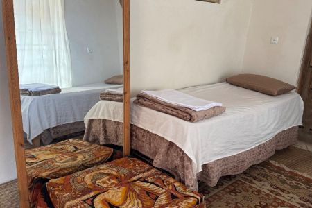 بوم گردی نزدیک قلعه پرتغالی ها هرمز - ۲تخته