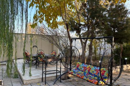 ویلا استخردار در چهارباغ - کهریزک