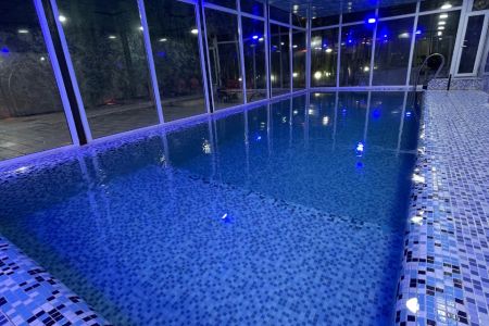 ویلا استخردار در چهارباغ - کهریزک